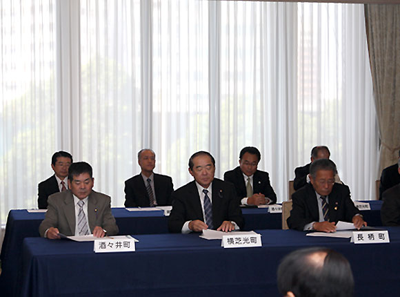 �������̗l�q